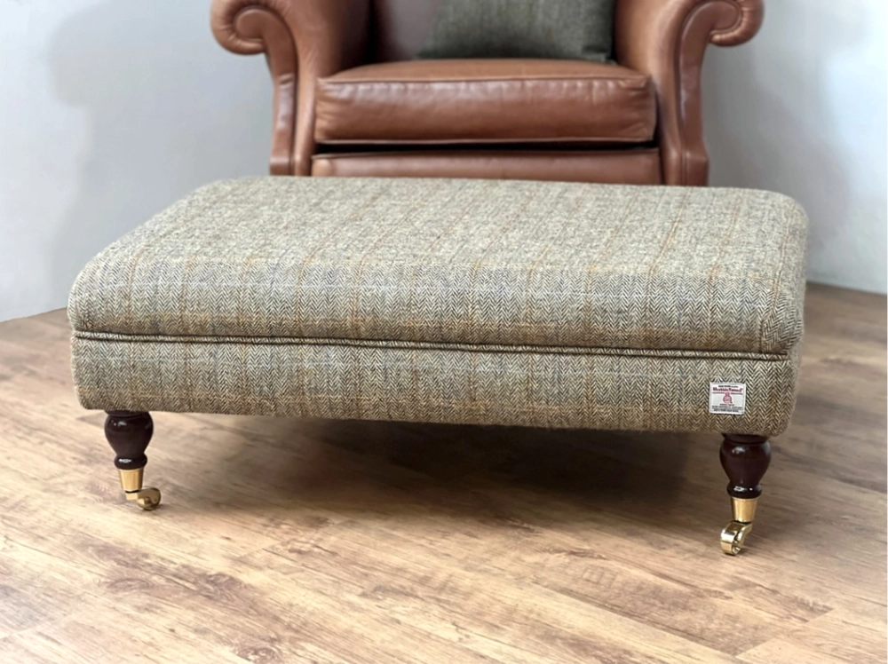 Chatsworth Large Harris Tweed Herringbone Bracken L002H 01